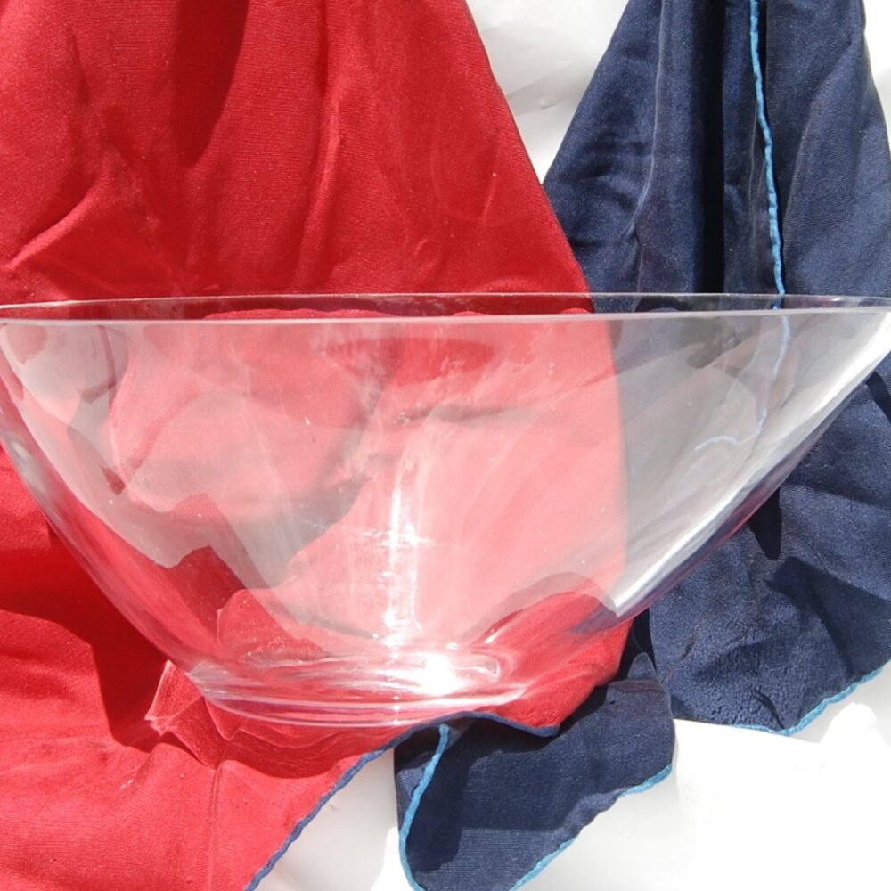 #4291 LARGE OVAL BOWL, POLISHED EDGE  Egg shaped